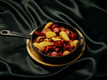 Пательня з мисливськими ковбасками