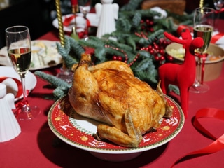 Курка запечена з травами