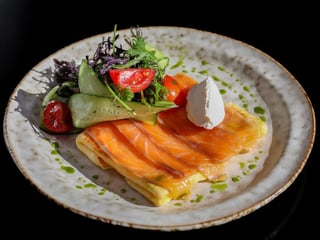 Омлет з лососем