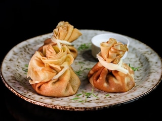 Яловичина в млинцевому мішечку