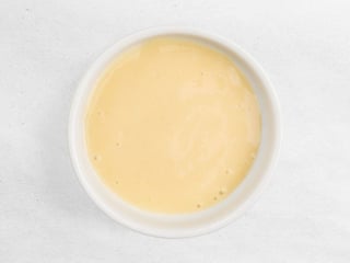 Medovo-hořčičná majonéza