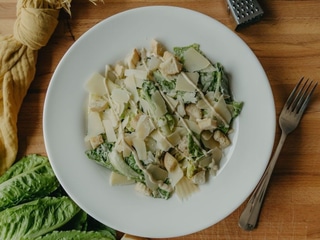 Insalata Caesar con pollo