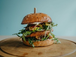 Burger con manzo sfilacciato