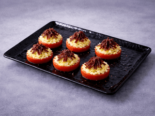 Помідори по-вірменськи з бастурмою