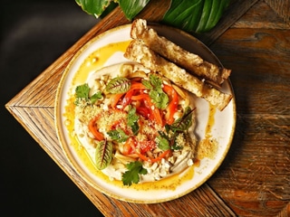 Крем з тофу з грибами шимеджи та чилі олією