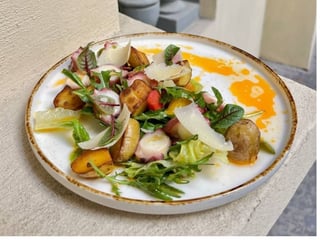 Салат з восьминогом