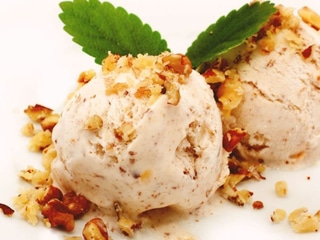 Helado con nueces