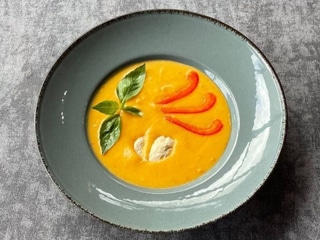 Сирний суп з болгарським перцем