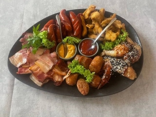 Гаряча тарілка до пива