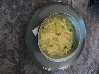 Курячий бульон з локшиною