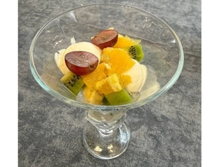 Морозиво з фруктами