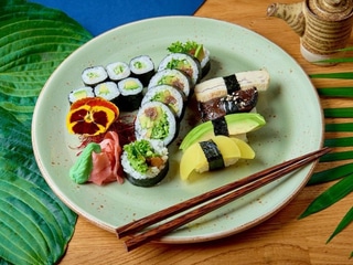 Midori (wegetariański) (16 sztuk)