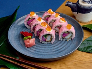 Pink squid roll