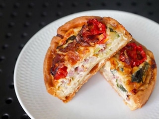 Quiche so slaninou a cuketou