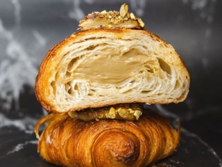 Croissant crema (pistáciový)