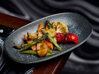 ОВОЧІ ГРИЛЬ з цвітною капустою та цукіні