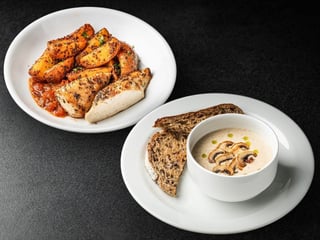 П'ятниця🍽️Грибний суп + Картопля та стейк