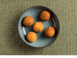 Käsitöö jalapeno juustupallid 🌶️