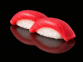 TUNA NIGIRI