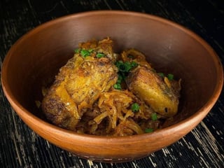 РЕБРА З ТУШКОВАНОЮ КАПУСТОЮ