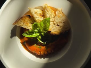 Тушкований восьминіг а ля лучано з каперсами | Braised octopus a la luciano with capers