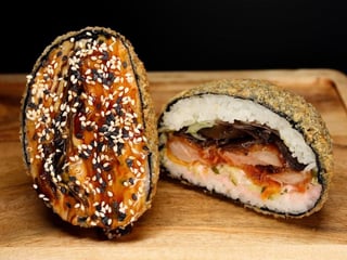 СУШІБУРГЕР ЗАПЕЧЕНИЙ ТУНЕЦЬ KIMCHI MUN