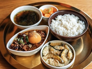 Traditional Rice with Braised Pork