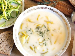 Zemiakovo - fazuľková na kyslo (denná polievka)