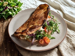 Z włoskim wędzonym serem provola