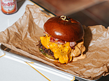 MAC & CHEESE Burger COMBO