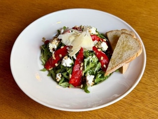 Insalata di Formaggio di Capra