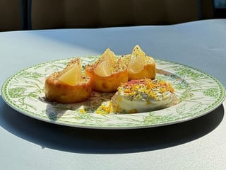 Сирники з грушею