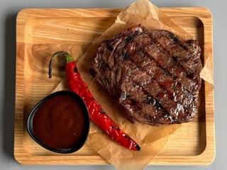 Стейк з яловичини