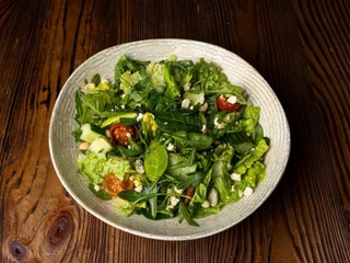 Овочевий салат з кеш'ю