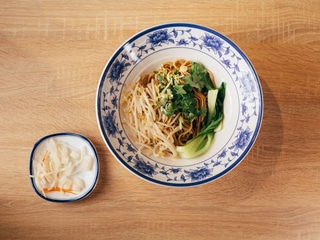 #19 Vegetable Noodles with Scallion Oil, Greens, Bean Sprouts