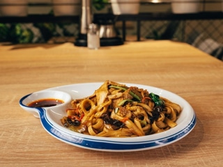 # 23 chicken Stir-fried hand-cut noodles with chicken
