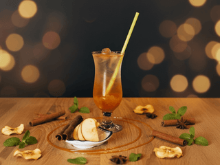 YUZU BLACK TEA SPARKLER
