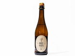Bottle of semisweet apple cider(0,7ml)