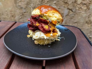 Pastrami Burger