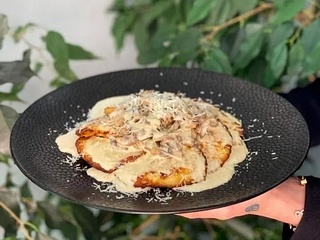 Placki ziemniaczane z pieczarkami i parmezanem