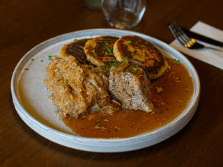 POMALU PEČENÉ VEPŘOVÉ