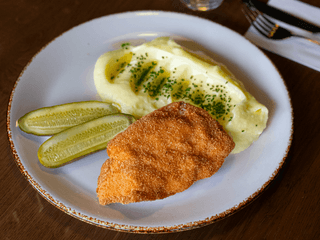 VEPŘOVÝ CORDON BLEU