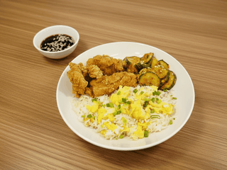 Crispy K-Chicken with Ginger Rice