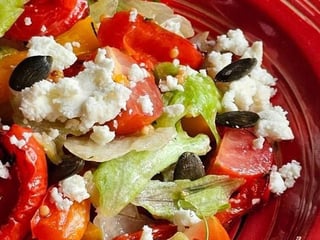 Салатка  гарбузом та печеним перцем