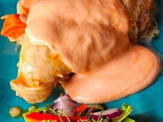 Ніжка кролика у вершковому соусі