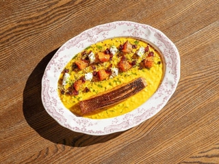 Pieczony stek z łososia z dyniowym risotto