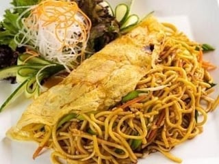 Nudle v omeletě (čínské nudle)