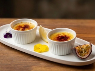 11 CRÈME BRÛLÉE