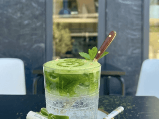 matcha tonic