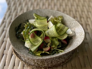 Салат з редисом та фетою